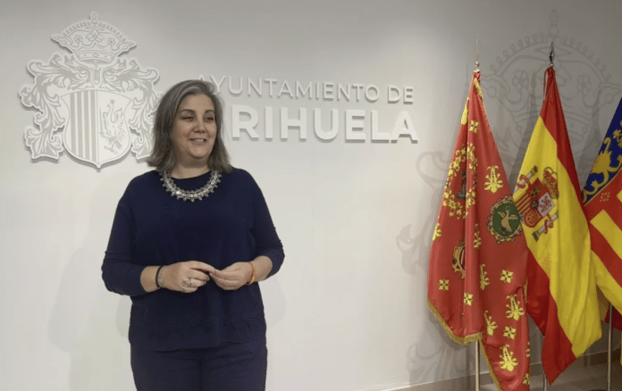 In short: Orihuela City Council continues to recycle announcements, but for families, the urgent priority remains getting the money, not reading about it.