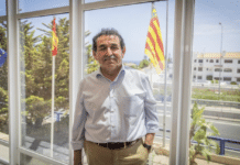 Uitgebreide bevoegdheden voor Vox's Manuel Mestre in Orihuela Costa Volgens ambtenaren van de stad zorgt de overdracht van bevoegdheden voor kleinere contracten ervoor dat de afdeling Inkoop zich kan richten op grotere projecten, waardoor de efficiëntie wordt verbeterd en administratieve processen worden versneld.