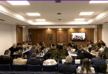 Orihuela Holds Its First Council Meeting on the Coast as Residents Mobilize for an Electoral Alternative Orihuela’s municipal council convened its ordinary plenary session on Thursday in Playa Flamenca, marking the first time the meeting was held at the Costa town hall.