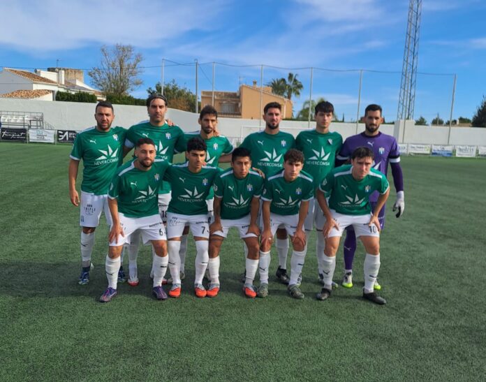 WhatsApp-bilde 2025-11-23 kl. 12.00.07_60633527 Et fjerde tap på rad får Thader til å se seg engstelig over skulderen, og med en skremmende tur mot tabelltopp Benidorm som truer neste søndag, ser det ut til at forbedringen ikke vil komme lett.