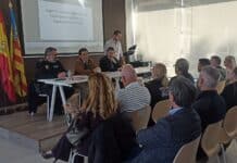 Orihuela Costa Grapples with Live Music Regulations in Bars Last Wednesday, the Orihuela Chamber of Commerce, together with the City Council and representatives from the Orihuela Local Police, hosted a working meeting with local hospitality business owners to address the issue of music in bars and sound levels