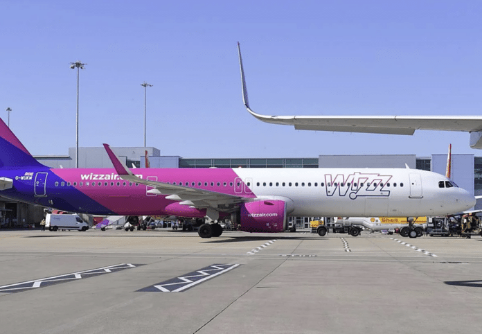 Wizz Air heeft een aanzienlijke uitbreiding van haar vluchtprogramma vanaf de luchthaven Alicante-Elche aangekondigd, met een verhoging van het aantal vluchten naar diverse Oost-Europese bestemmingen voor het komende seizoen.