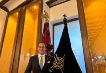 Orihuela Native Honoured by Three Popes is Appointed as Caballero Cubierto! Orihuela appoints a Caballero Cubierto every year to honour a distinguished individual and uphold a historic, ceremonial role central to its Holy Week traditions.