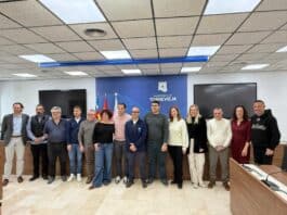 Torrevieja ospita la presentazione dei premi "Golden Fork" 2026 e di altri riconoscimenti AEHTC La cena di gala "Golden Fork" si terrà venerdì 27 febbraio presso l'Auditorium Internazionale di Torrevieja. L'edizione di quest'anno sarà particolarmente memorabile, in quanto celebra il 50° anniversario dell'AEHTC e celebra il meglio del settore alberghiero locale.