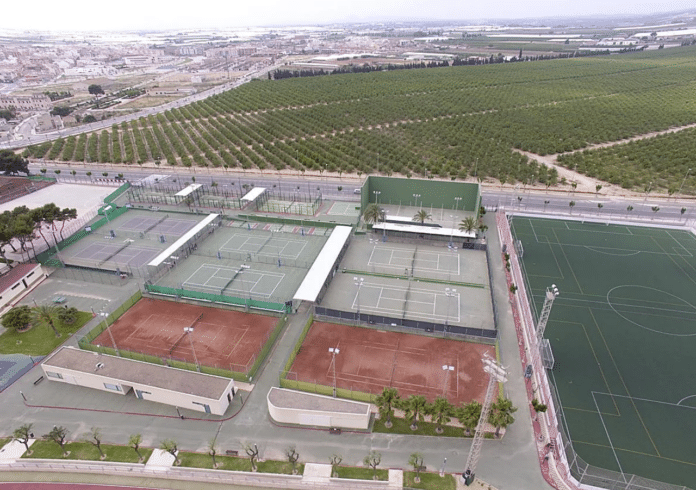 Councilor Martínez emphasized that the investment will enhance sports facilities, promote healthy lifestyles, and provide recreational opportunities for all age groups in Pilar de la Horadada.