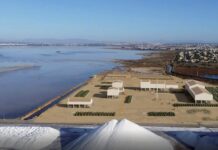 Torrevieja to Launch Pink Lagoon Bathing and Thalassotherapy Project at FITUR The agreement will allow the municipality to develop bathing facilities in the former open-air evaporation ponds located north of the old chemical plant.