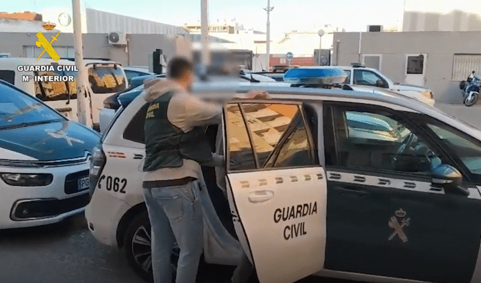 Guardia Civil sier at de så langt har identifisert nesten 200 ofre i 46 provinser, og etterforskningen er fortsatt åpen ettersom politiet tror det kan være flere ofre både i Spania og i utlandet.