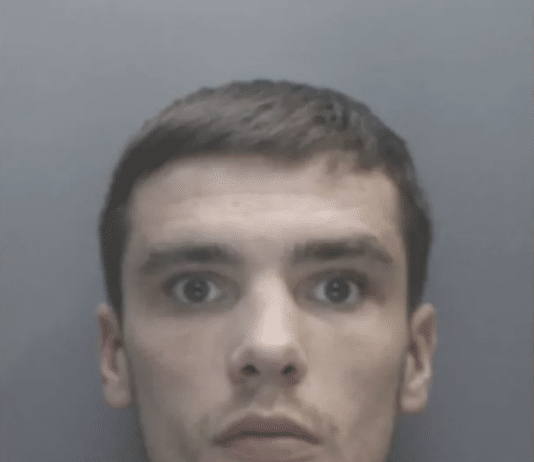 Un homme du Merseyside identifié comme la cible d'une tentative d'assassinat ratée à Orihuela Costa Redmond aurait été blessé par balle au bras, à la jambe et à la poitrine.