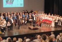The Casanovas Orchestra Fills the Torrevieja Theatre for its First Family Concert On Sunday morning, the Municipal Theatre in Torrevieja hosted the first Family Concert by the Casanovas Orchestra, which was completely sold out