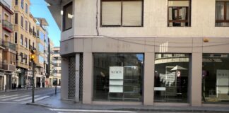 Powolna śmierć Orihueli: Miasto pozbawione przyszłości Według Martíneza Murcii, Orihuela zmaga się z „silną nierównowagą demograficzną”, która wydaje się celowym atakiem. Podczas gdy obszary nadmorskie kwitną dzięki napływowi inwestycji zagranicznych i turystyce mieszkaniowej, centrum miasta jest wykrwawiane.