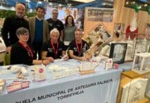 Torrevieja’s Salt Artisans highlight City’s Most Unique Tradition The exhibition, led by the Municipal Salt Craft School director Vicente Martínez Samper, drew significant interest at the Valencian Community stand, showcasing a cultural practice deeply tied to Torrevieja’s landscape, history, and identity.