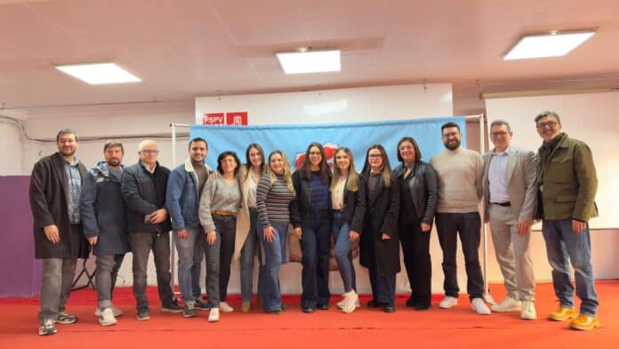 La sezione di Torrevieja del PSOE ha organizzato questo fine settimana un evento per ricostituire la Gioventù Socialista in città, segnando l'inizio di una nuova fase di organizzazione giovanile incentrata sulla prossimità, la partecipazione e la creazione di opportunità per i giovani.