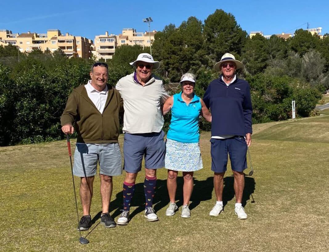 In onze eerste dubbel-knockoutwedstrijd van het jaar nam de machtige "McCann Clan" het op tegen Norman Padmore en Adrian Roberts. Vers van een vakantie voorafgaand aan een GROTE verjaardag, behaalde de McCann Clan een klinkende 3-1 overwinning.