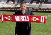 Curro Torres Takes Charge at Real Murcia With Play-Off Push in Sight The new manager was presented on Tuesday with a clear message of ambition, energy, and commitment upon his arrival at the club. The Valencian coach made no secret of the responsibility he assumes in this new chapter.