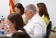 PSOE domaga się odejścia burmistrza po tym, jak prokurator poparł wotum nieufności dla San Fulgencio PSOE zażądało natychmiastowej rezygnacji burmistrza San Fulgencio, José Maríi Ballestera, po tym jak prokuratura uznała, że zablokowany wniosek o wotum nieufności powinien zostać uznany.