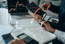 Gjør bedriften din attraktiv for investorer: Den ærlige guiden «Vi skal vokse!» er ikke en plan. Planlegg trinn for trinn hvordan du skal bruke investeringspengene – enten det er til produktutvikling, styrking av salgsteamet eller etablering av nye markeder.