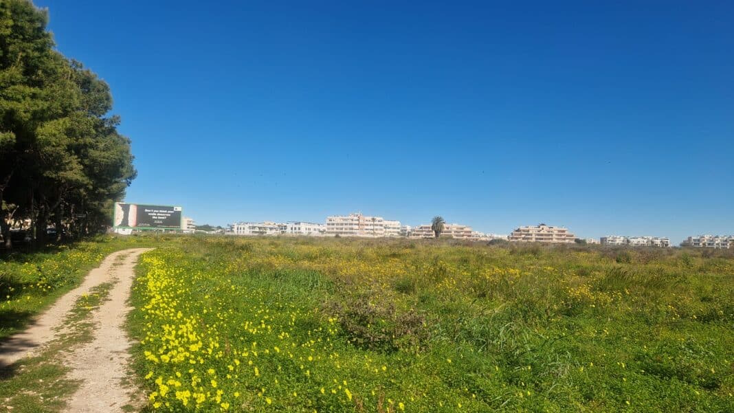Plans to urbanise Sector E3 El Barranco in Orihuela Costa are facing mounting scrutiny after the Independent Party of Orihuela Costa (PIOC) lodged formal objections during the public consultation phase.