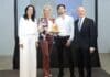 Utstillingen «Miradas 2026» åpner i Alicante for å fremme kunst og visjonsbevissthet En stor kunstutstilling som har som mål å øke bevisstheten om øyehelse og forebygging av blindhet har åpnet i Alicante. Utstillingen «Miradas 2026», organisert av Fundación Jorge Alió, inneholder 125 kunstverk og vil forbli utstilt på La Lonja del Pescado frem til 10. mai.