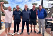 Sun, Sand and Slight Hangovers at Saurines It was Autumn when we played here previously and after the amazing weather of St. Patrick’s Day, we weren’t disappointed and had a lovely sunny day, albeit a tad breezy. There were a few Guinness-heads lurking so we hoped the fresh air and exercise would clear those hangovers quickly.