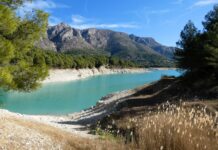 Benidorm on Water Alert: Reservoirs Low, Court Ruling Forces River Flows Even after storms drenched much of Spain, Marina Baixa—home to Benidorm and surrounding towns—remains in serious water trouble.