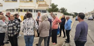 TORREVIEJA COUNCILLOR REASSURES RESIDENTS AFTER SQUATTER SCARE The Councillor for International Residents, Gitte Lund Thomsen, attended a hastily organised impromptu meeting, in order to offer help and advice, as well as reassurance, to those residents concerned about the growing problem.