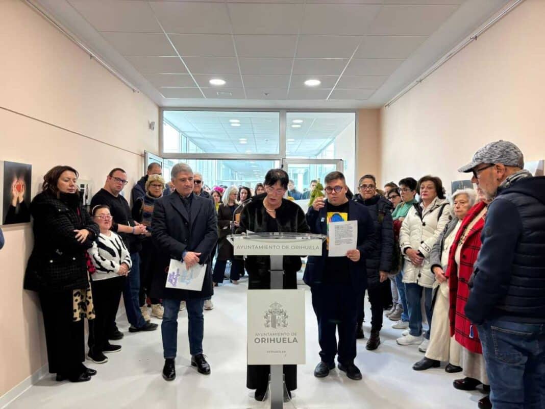 Senteret, som lenge har vært en viktig tjeneste for voksne med utviklingshemming, har vært ute av sin opprinnelige bygning siden det ble alvorlig skadet av DANA-stormen i 2019, og det var først i begynnelsen av året at renoveringsarbeidet ble fullført og det ble åpnet igjen for offentlig bruk.