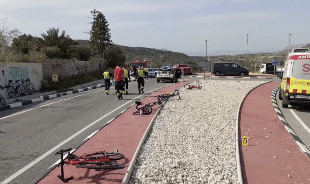 The Civil Guard is investigating the 73-year-old man for reckless driving. It is thought that he possibly pressed the accelerator instead of the break causing him to speed into the group of cyclists.