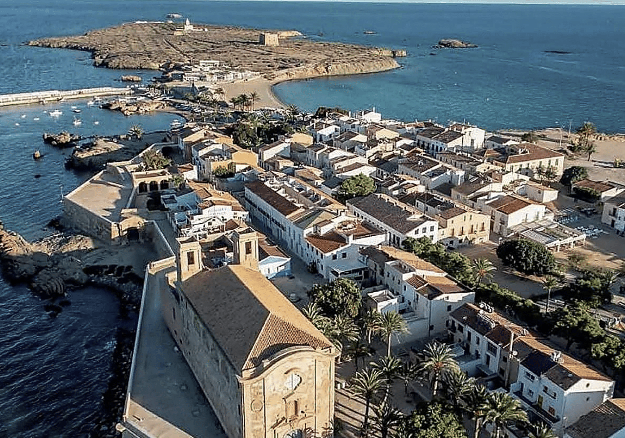Alicante Defends Support for Tabarca Amid Independence Proposal