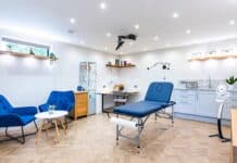 Fake ‘Cosmetic Doctor’ Jailed in Elche After Botched Beauty Treatments Leave Five Women Injured A bogus cosmetic practitioner has been sentenced to two years in prison after posing as a qualified doctor and carrying out illegal aesthetic procedures that left five women injured in Elche and Crevillent.