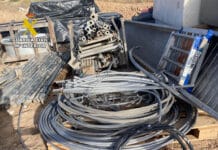 Worker Arrested Over Theft of 3.5 Tonnes of Copper Cable From Murcia Solar Plant The Guardia Civil has arrested a worker accused of stealing 3.5 tonnes of copper and aluminium cabling from a major solar plant in Murcia.