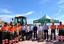 Maintenance boost for Orihuela Costa The machinery, incorporated by the public company Servicio de Gestión Medioambiental de Orihuela (SGM), was presented by mayor Pepe Vegara, Infrastructure councillor Víctor Valverde and Coast councillor Manuel Mestre.