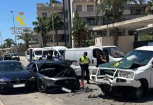 Two arrested in Los Dolses after dramatic high-speed chase through Orihuela Costa ends in Guardia collision The chase came to a violent end when the fleeing vehicle collided head-on with a marked Guardia Civil vehicle by the roundabout in Los Dolses.