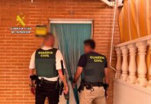 Man Arrested Over €30,000 Santa Pola Awning Scam The suspect allegedly offered services, requested advance payments, and then failed to carry out the agreed work.