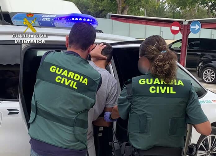 A call to 062 alerted the Guardia Civil that a woman was allegedly being held against her will at a home in Beniel.