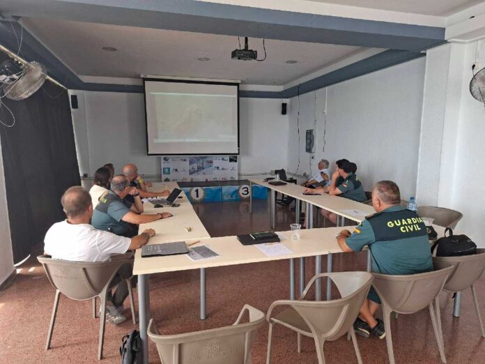 Six officers from the Guardia Civil’s Murcia Maritime Service have completed specialist training aimed at strengthening environmental protection and enforcement across the Mar Menor.