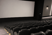 First-Run Cinema Returns to Central Torrevieja After More Than 25 Years First-run films have returned to the centre of Torrevieja following the opening of a new four-screen cinema at the Paseo del Mar leisure complex.