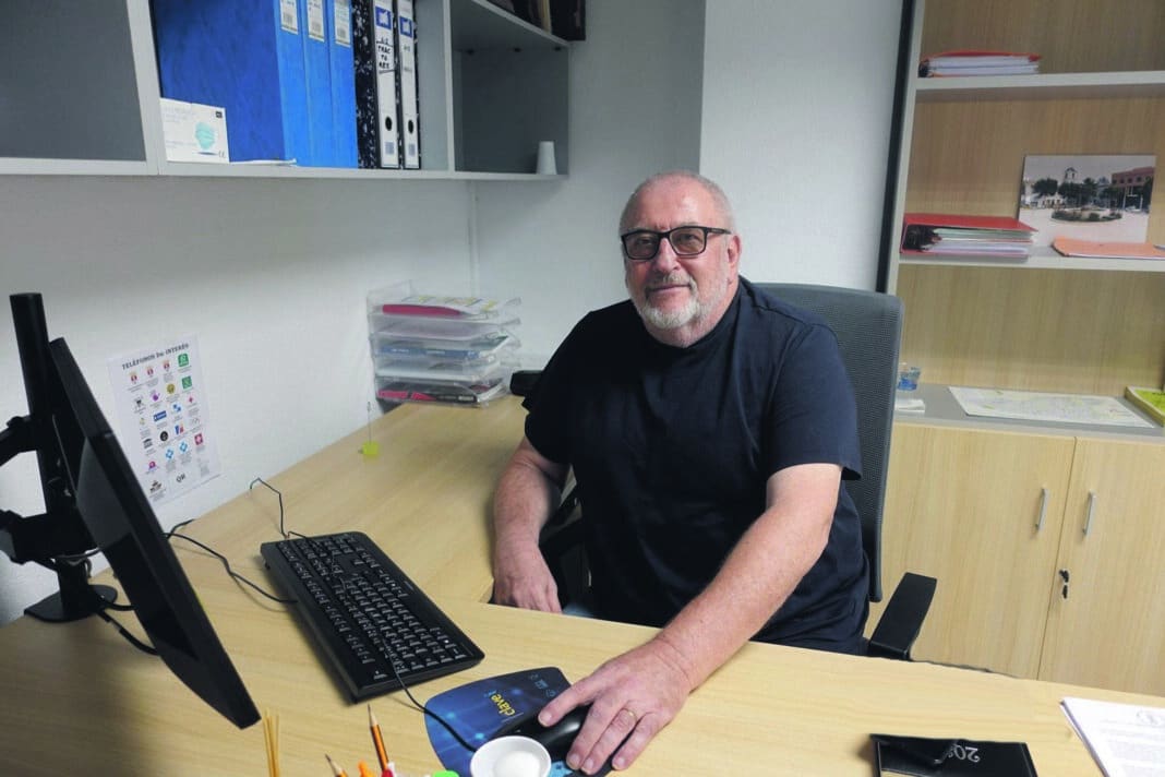 San Fulgencio councillor Alain Franz Vandenbergen has launched a new independent political party following his departure from the International Party for Nationalities (PIPN).