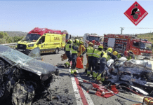 Two Killed in Head-On Crash on N-332 in Benissa A 19-year-old woman and a 65-year-old man have died following a head-on collision between two cars on the N-332 in Benissa.