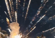 Disaster Strikes Landmark Spanish Fireworks Display: Stray Shell Injures 27 in Altea What was meant to be a historic 40th-anniversary display descended into chaos when a stray shell veered off course and detonated directly inside the spectator crowd near the El Cranc beach bar, triggering a sudden stampede.
