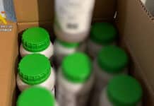 Three Arrested Over Illegal Online Sale of 22,000 Litres of Restricted Herbicide Three men have been arrested in Alicante province over the alleged illegal online sale of more than 22,000 litres of a highly toxic herbicide restricted to professional users.