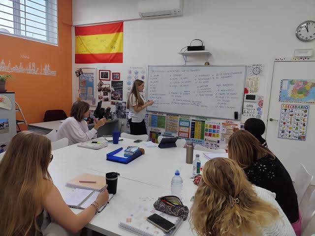Valencian Students Among Spain’s Lowest Performers in School Rankings