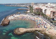 Daily Spending Stagnates despite increase in Visitor Numbers The headline numbers conceal a less encouraging trend. Average daily spending by each international visitor has increased by just 0.18% over the past year, remaining at around €140.