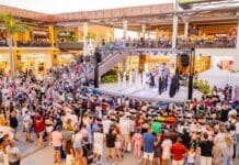 Zenia Boulevard Celebrates 14th Anniversary with Month of Entertainment Zenia Boulevard is celebrating its 14th anniversary with a month-long programme of cultural performances, family entertainment, customer prizes and a major closing party.